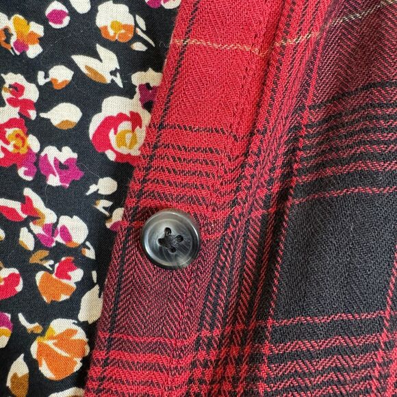 J. Jill Plaid Flannel Long Sleeve Size XS Red Black Tunic Length Button Up Shirt - Picture 4 of 9